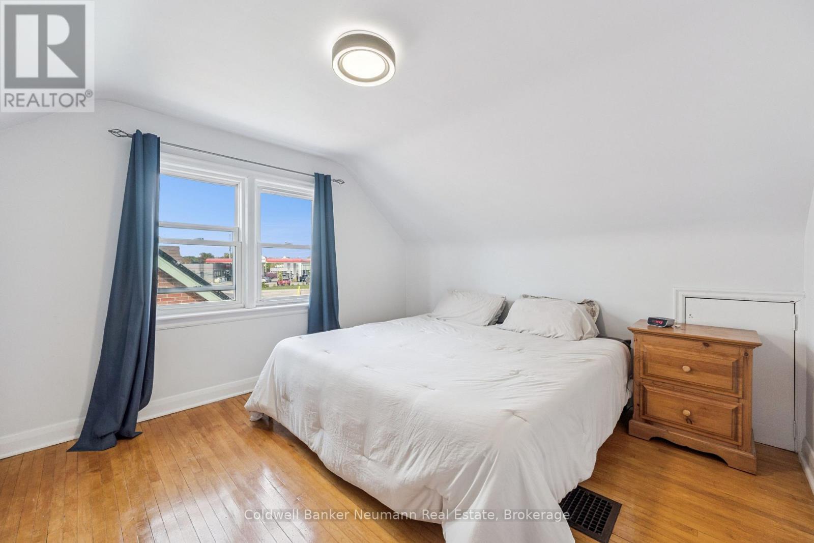 49 Edna Street, Kitchener, Ontario  N2H 2E2 - Photo 13 - X13839970