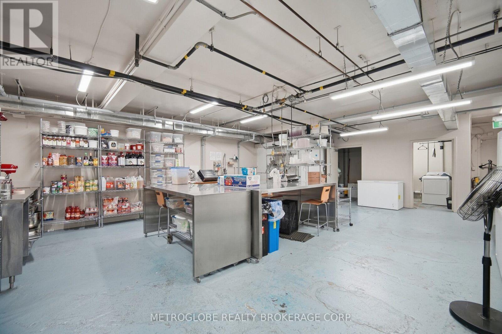 587-589 College Street, Toronto, Ontario  M6G 1B2 - Photo 22 - C13839784