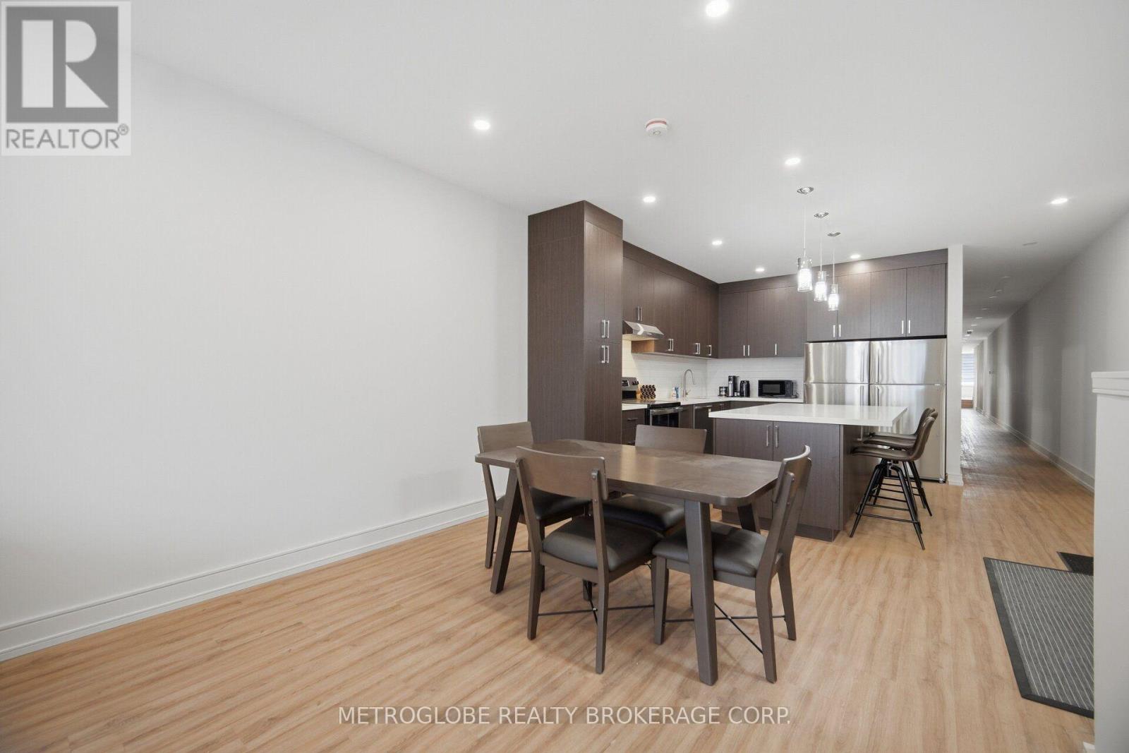 587-589 College Street, Toronto, Ontario  M6G 1B2 - Photo 30 - C13839784