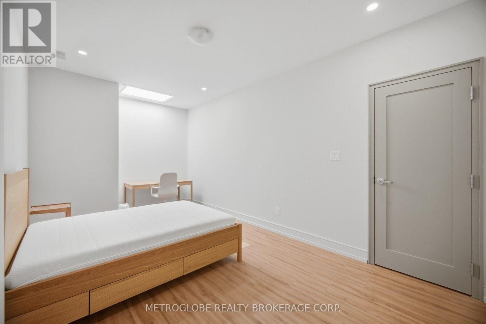 587-589 College Street, Toronto, Ontario  M6G 1B2 - Photo 34 - C13839784