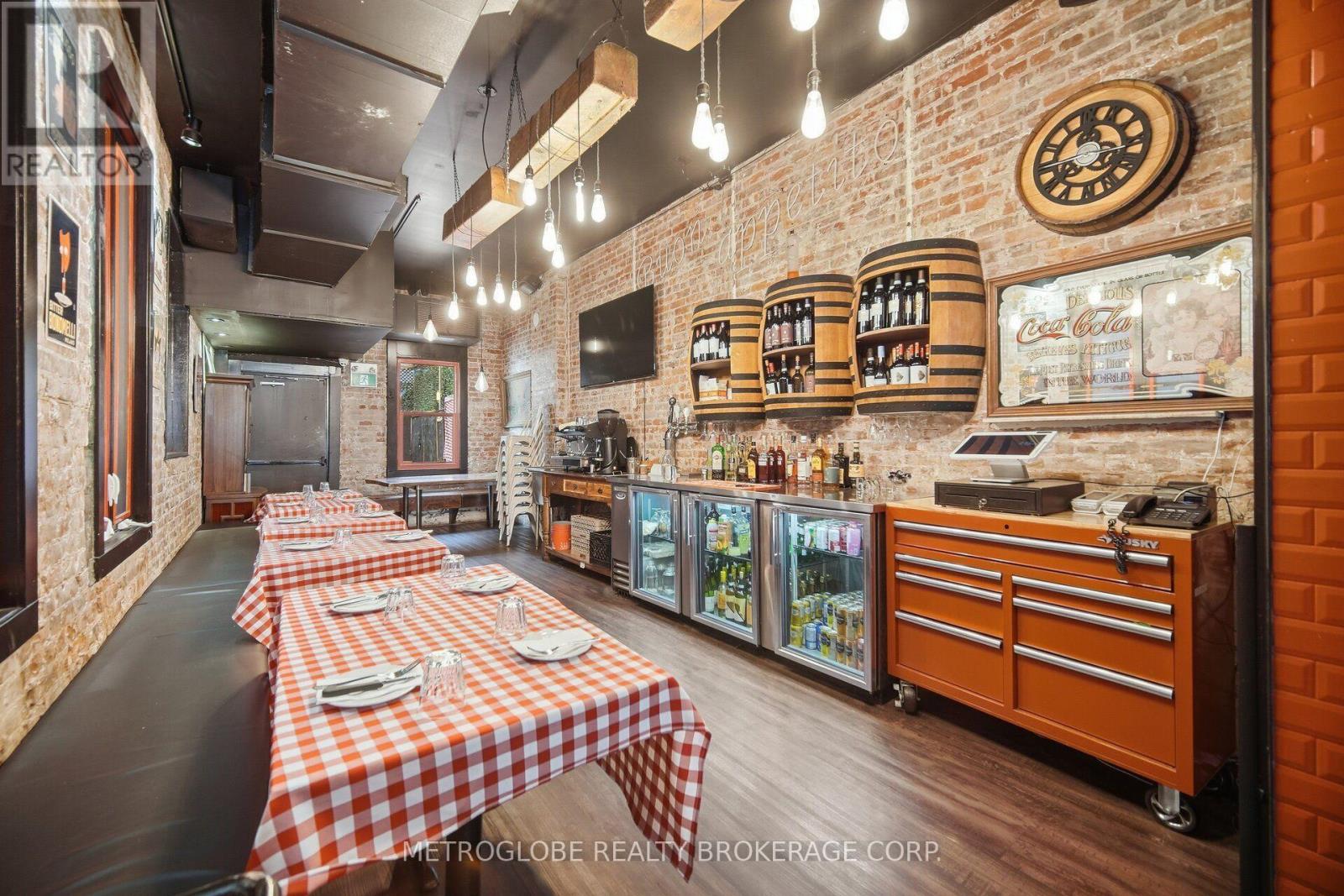 587-589 College Street, Toronto, Ontario  M6G 1B2 - Photo 47 - C13839784