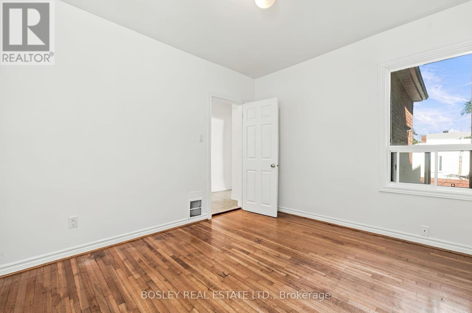371 Brock Avenue, Toronto, Ontario  M6H 3N5 - Photo 22 - C13839794