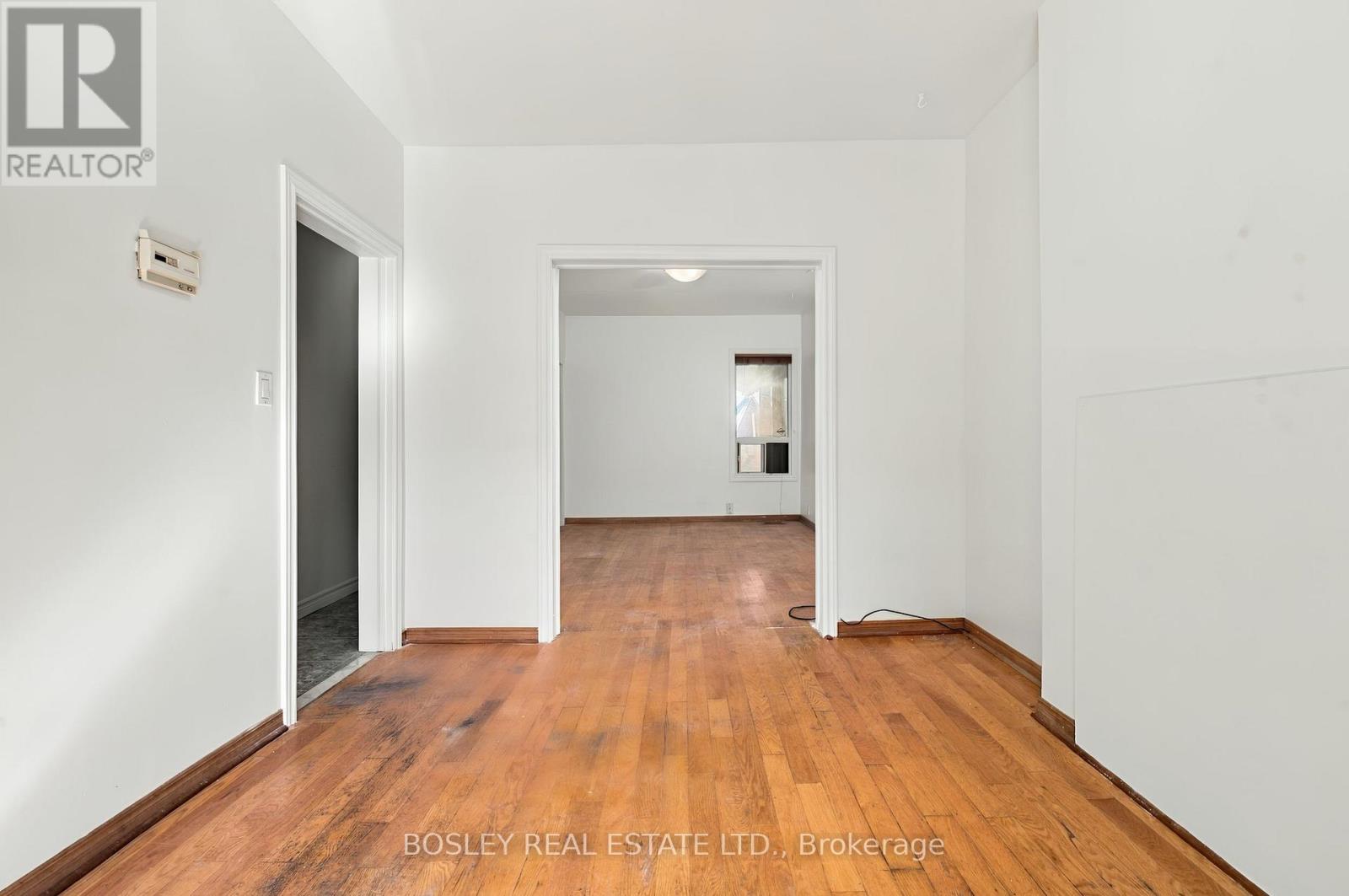 371 Brock Avenue, Toronto, Ontario  M6H 3N5 - Photo 4 - C13839794