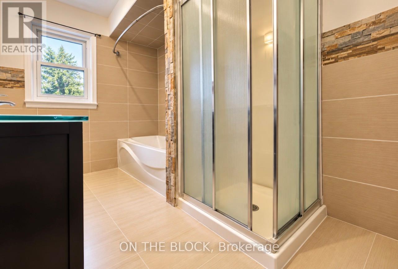 6 Laxford Avenue, Toronto, Ontario  M1R 1M6 - Photo 15 - E13839792