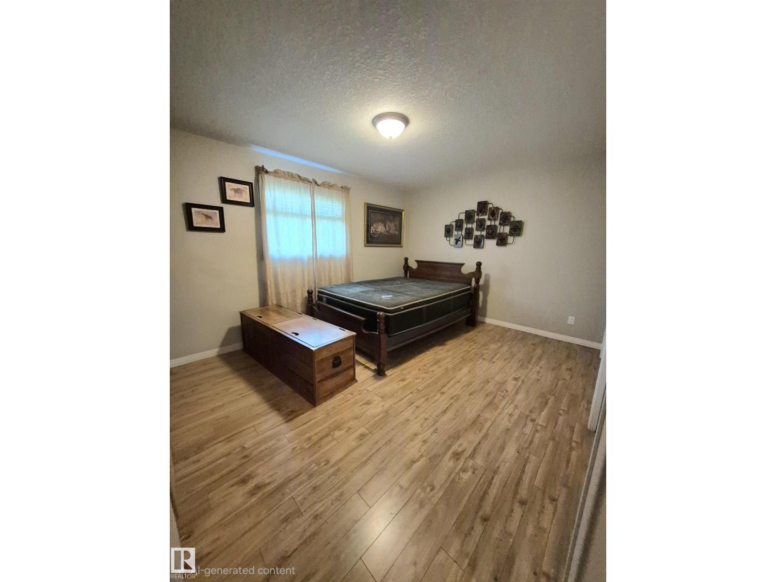 4921 51 AV
