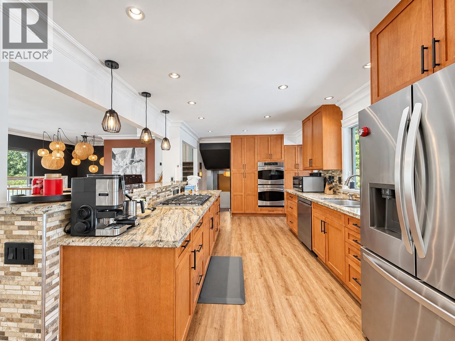 1050 EDEN CRESCENT