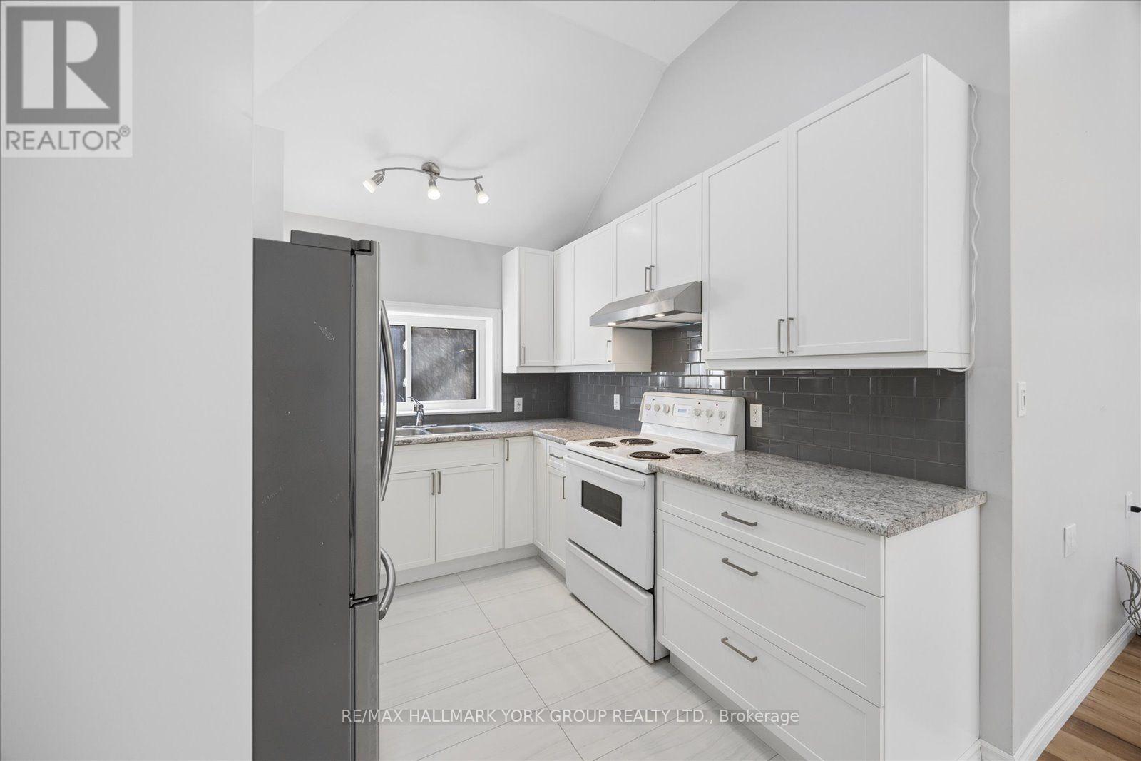 2511 Talbot Lane, Ramara, Ontario  L0K 1B0 - Photo 11 - S13839872