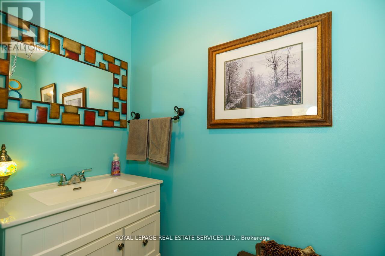 114 Elizabeth Street, Barrie, Ontario L4N 6P2 - Photo 31 - S13839880