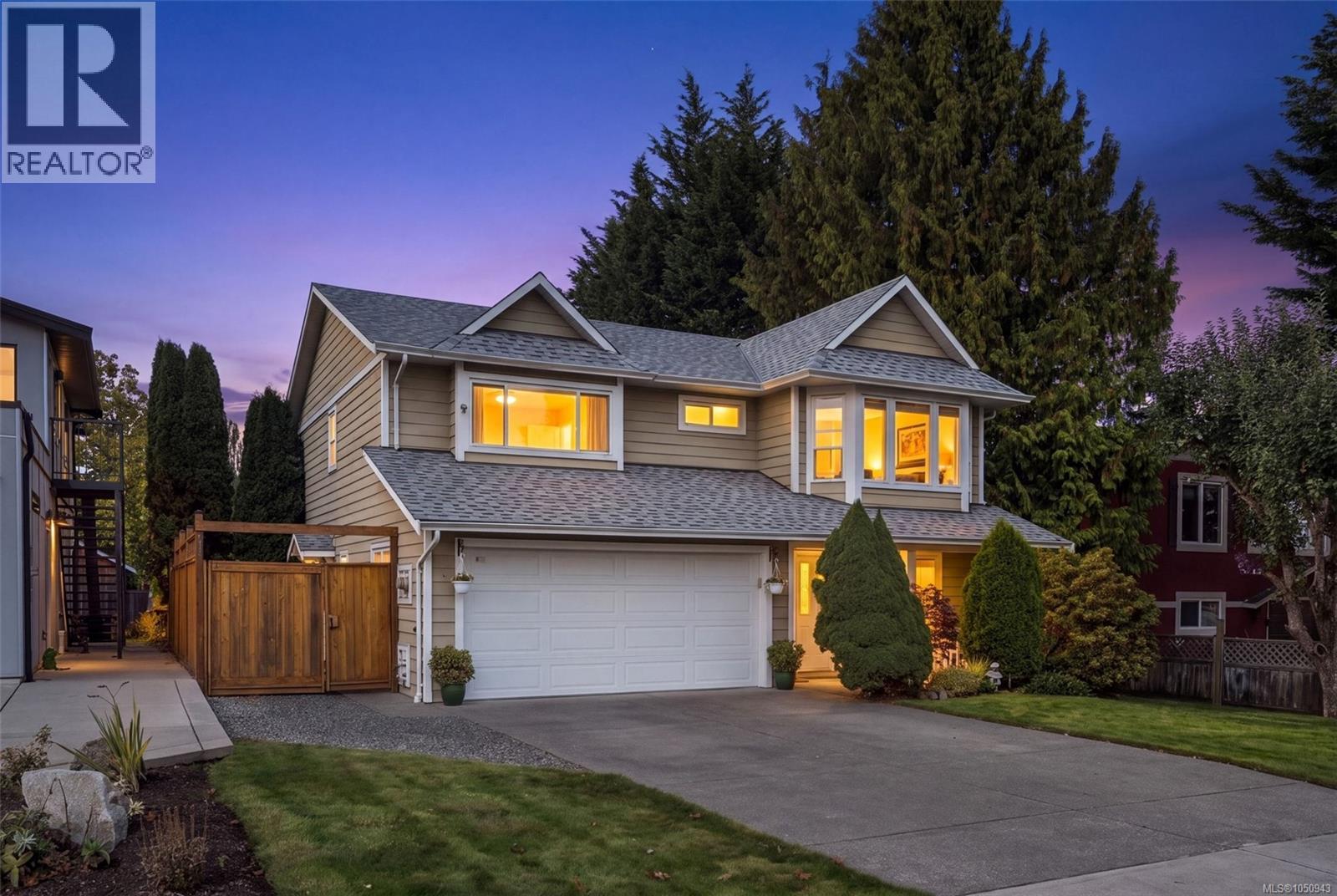 2244 Malaview Ave, Sidney, British Columbia