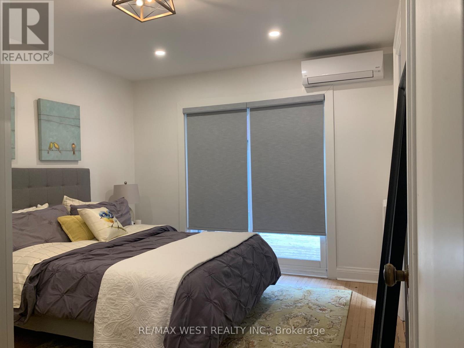 Unit 1 - 258 South Kingsway, Toronto, Ontario  M6S 3V1 - Photo 13 - W13839770
