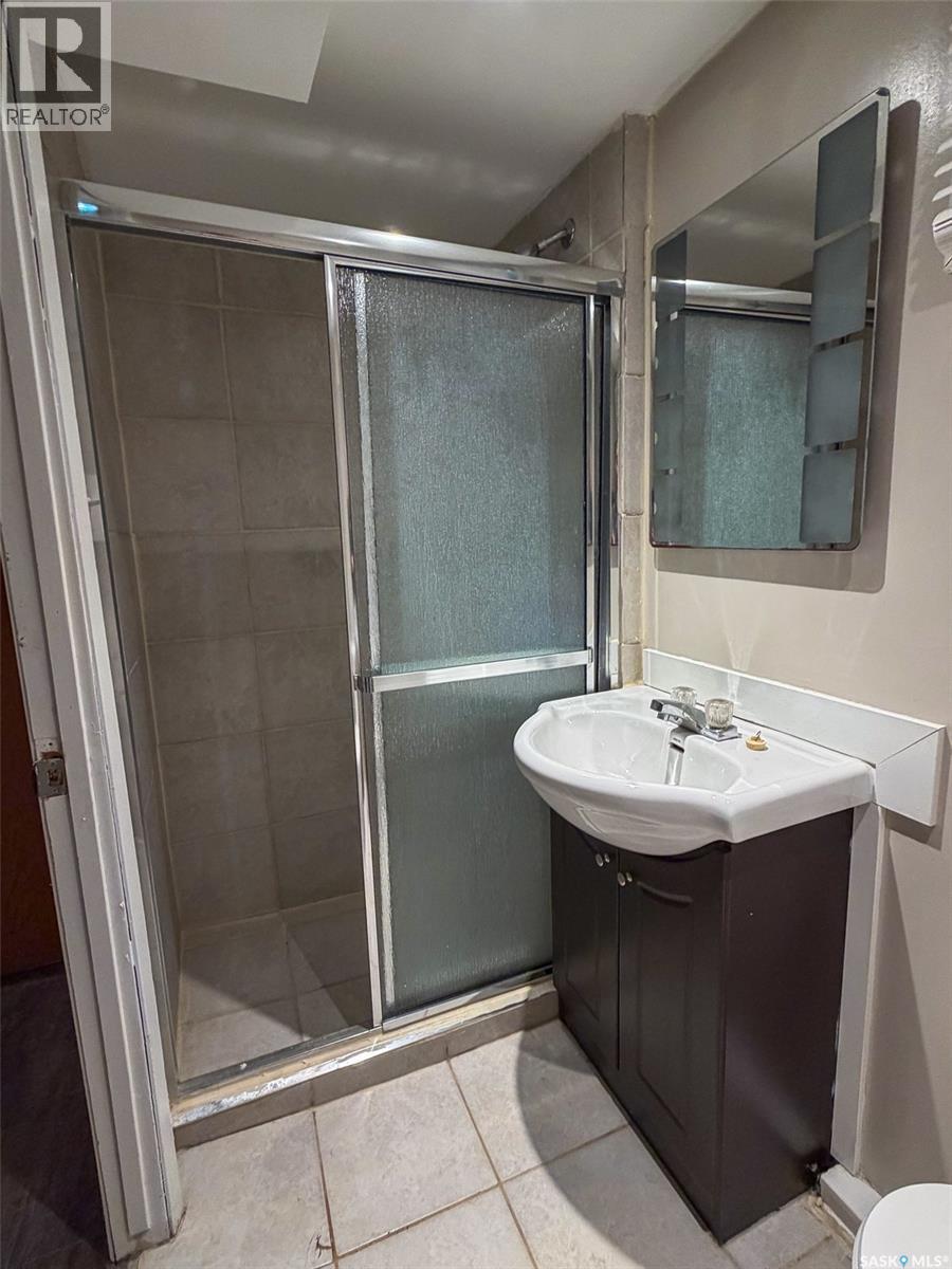1019 C Avenue N, Saskatoon, Saskatchewan  S7L 1K1 - Photo 21 - SK049875