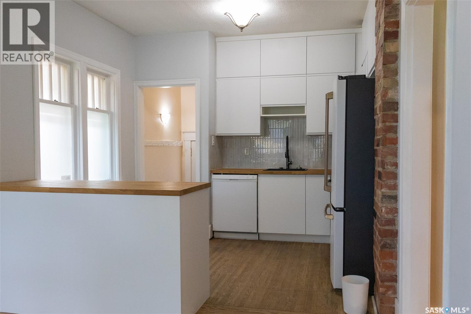 1019 C Avenue N, Saskatoon, Saskatchewan  S7L 1K1 - Photo 6 - SK049875
