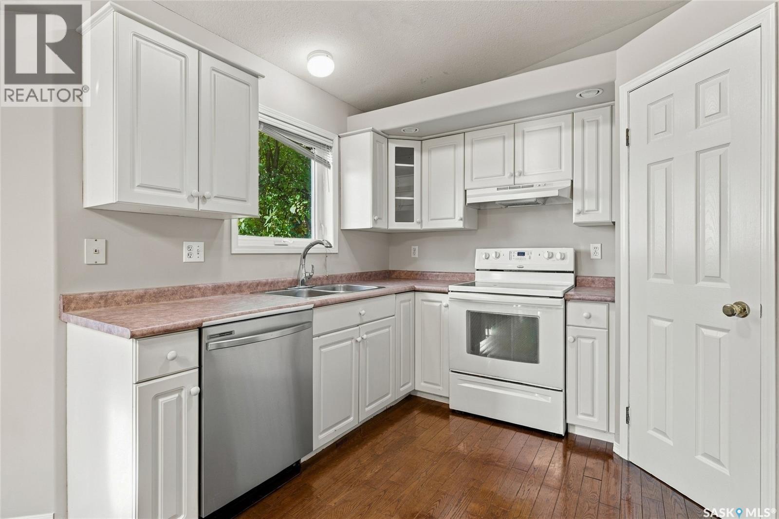 602 Haslam Crescent, Saskatoon, Saskatchewan  S7S 1E8 - Photo 8 - SK049868