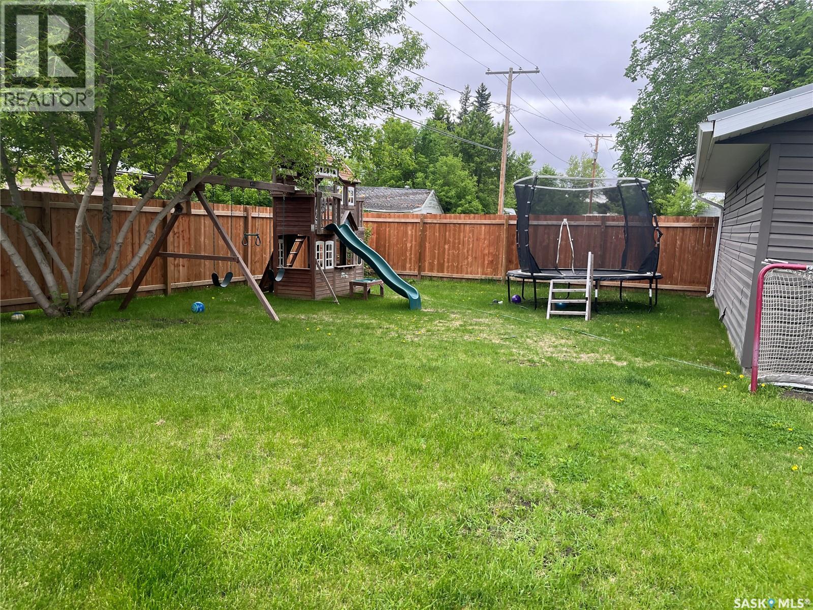 61 2nd Street Sw, Wadena, Saskatchewan  S0A 4J0 - Photo 37 - SK049863