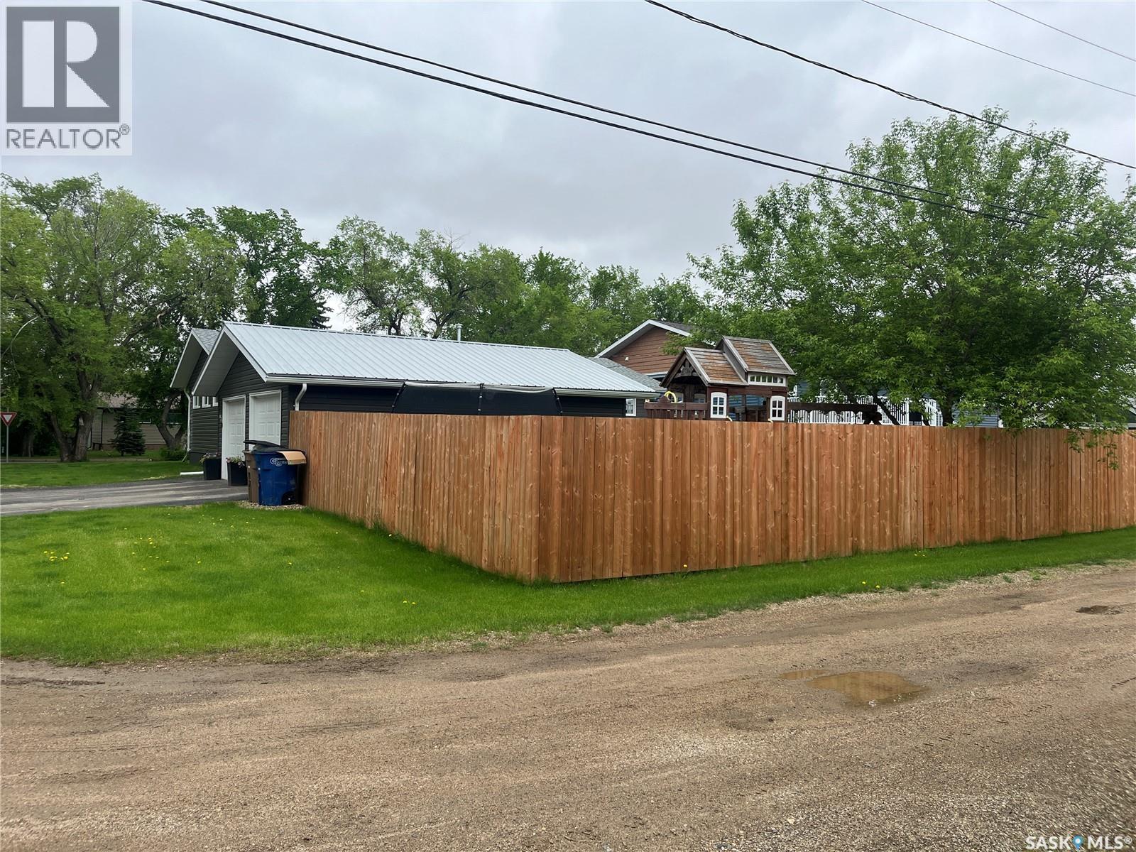 61 2nd Street Sw, Wadena, Saskatchewan  S0A 4J0 - Photo 39 - SK049863