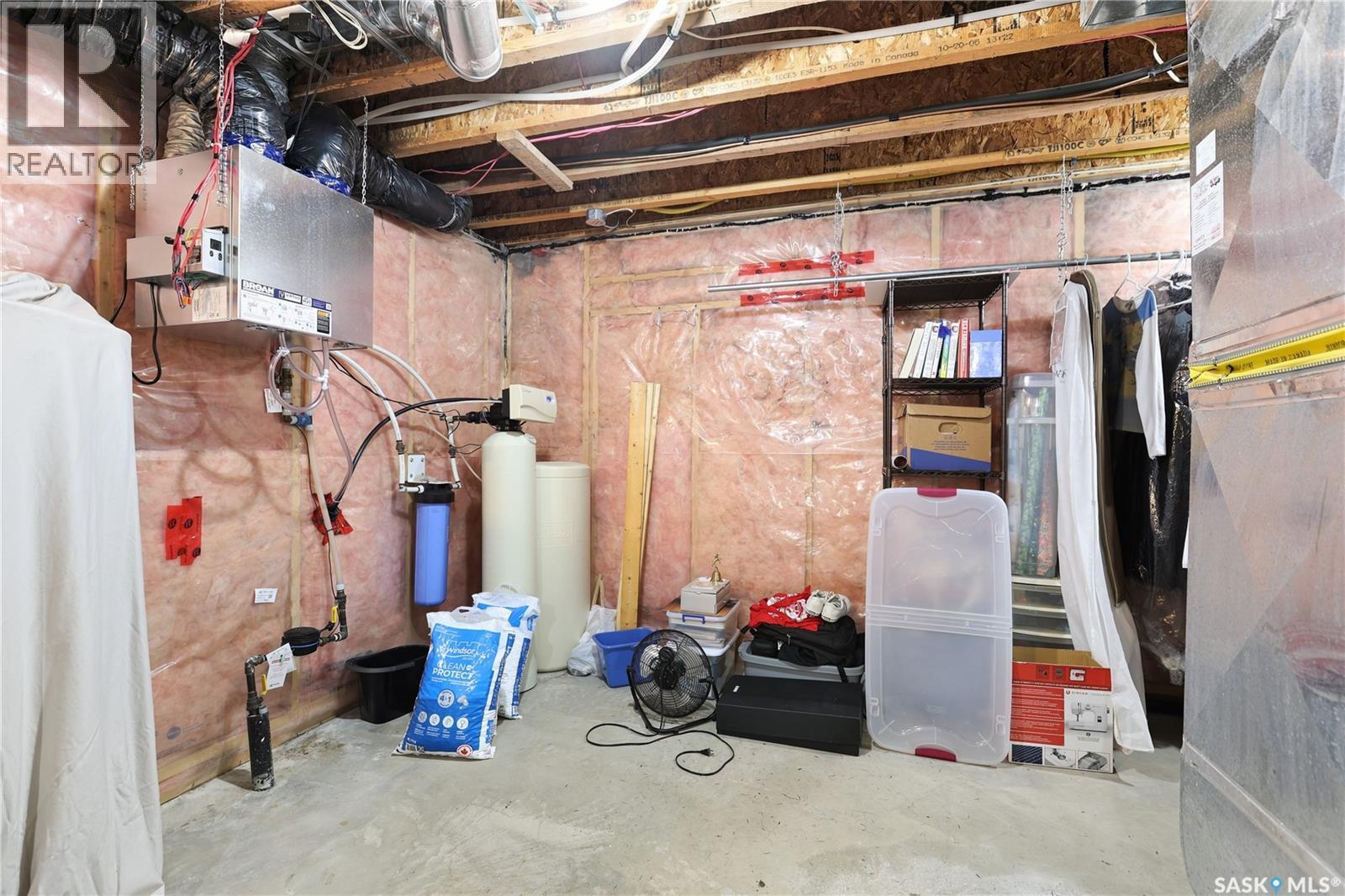 3934 Robin Place E, Regina, Saskatchewan  S4N 7P9 - Photo 35 - SK049857
