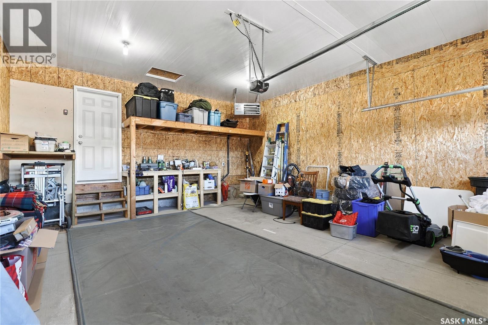 3934 Robin Place E, Regina, Saskatchewan  S4N 7P9 - Photo 38 - SK049857