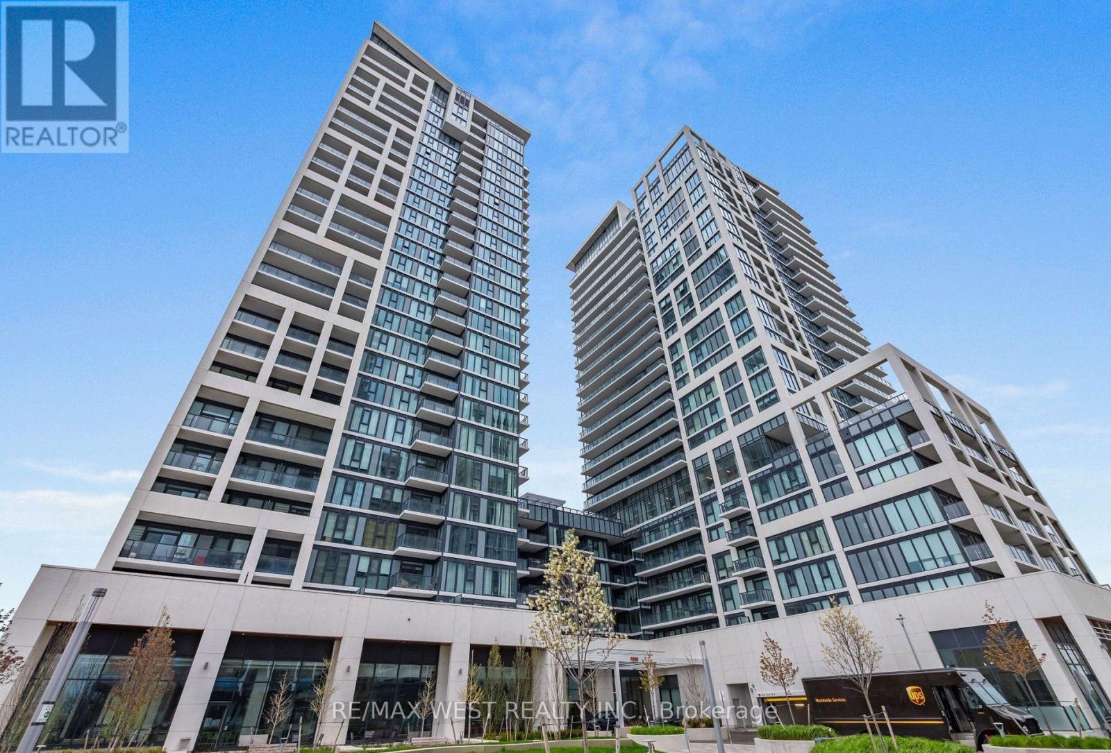 1019 - 9000 JANE STREET, Vaughan, Ontario