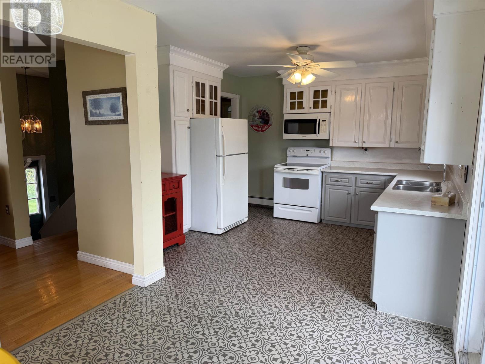 18 Kinlock Road, Stratford, Prince Edward Island  C1B 1L8 - Photo 6 - 202624628
