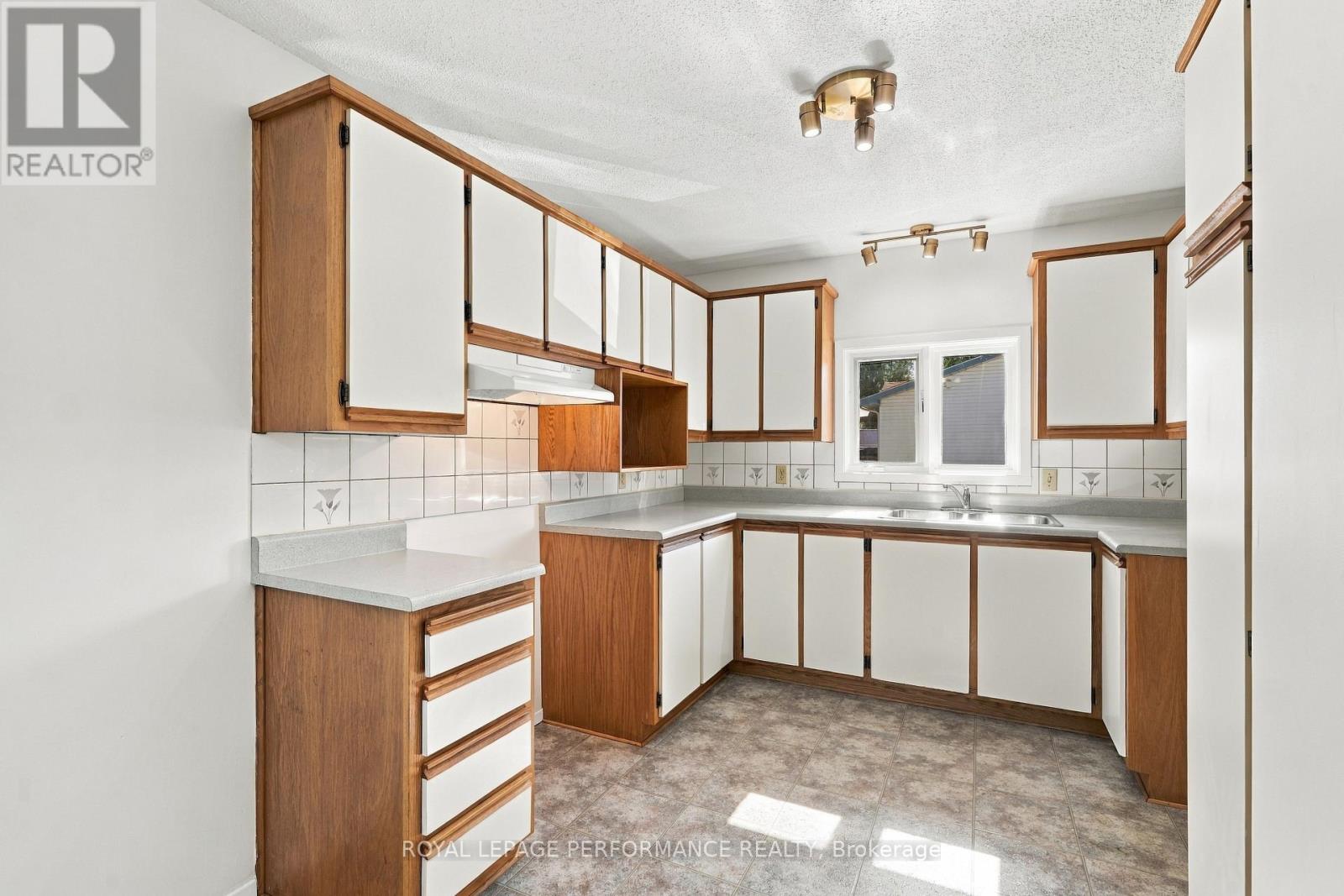 589-591 Bolt Road, Alfred And Plantagenet, Ontario  K0B 1A0 - Photo 4 - X13833850