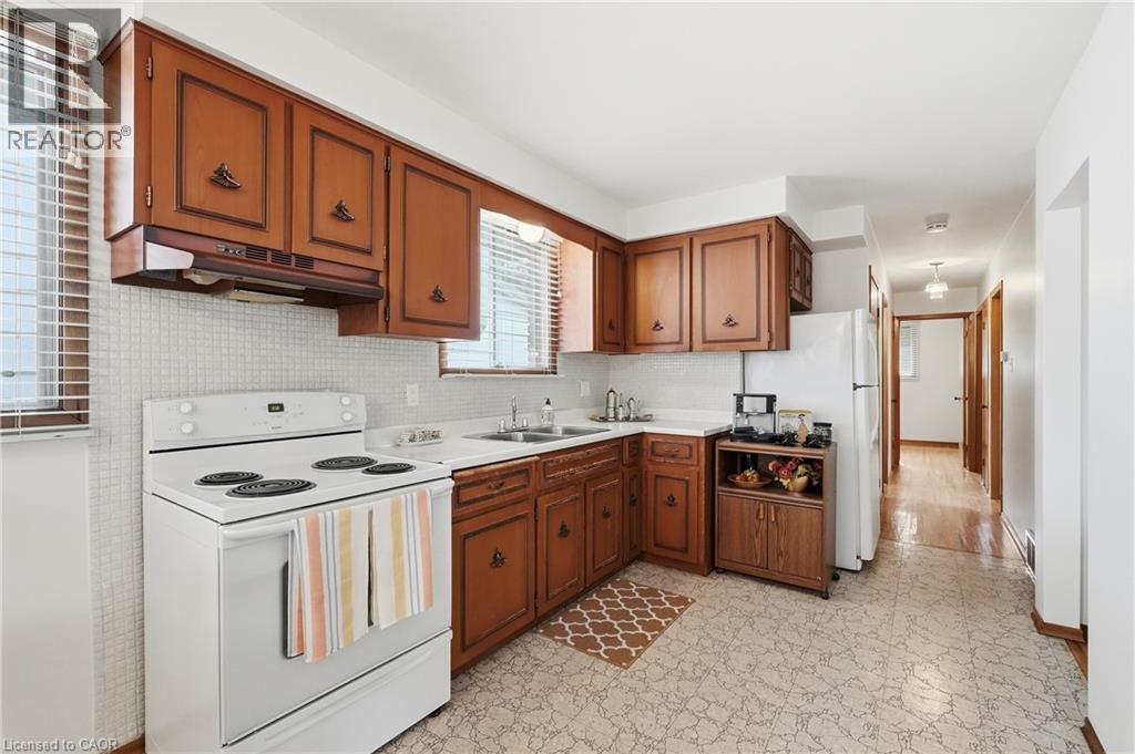 23 Chatham Street, Hamilton, Ontario  L8P 2B3 - Photo 6 - 40866552