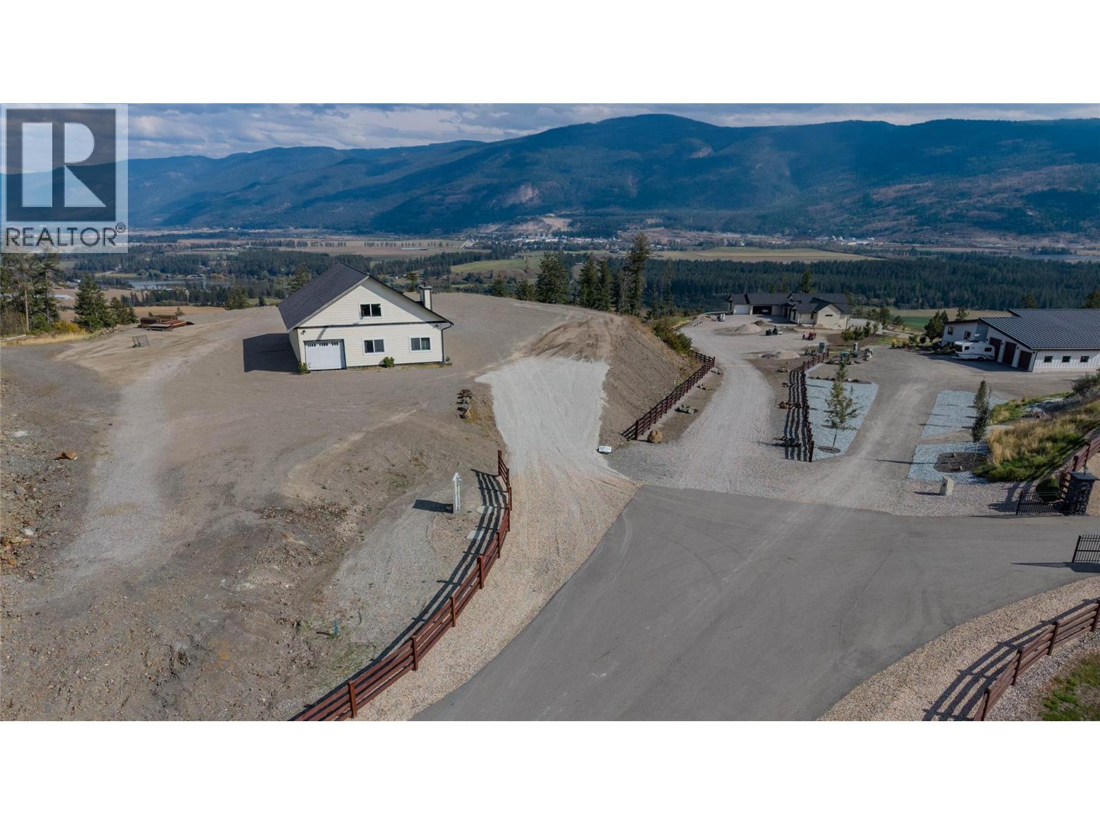 1144 Page Road Unit# 2, Armstrong, British Columbia  V4Y 0P8 - Photo 7 - 10402137