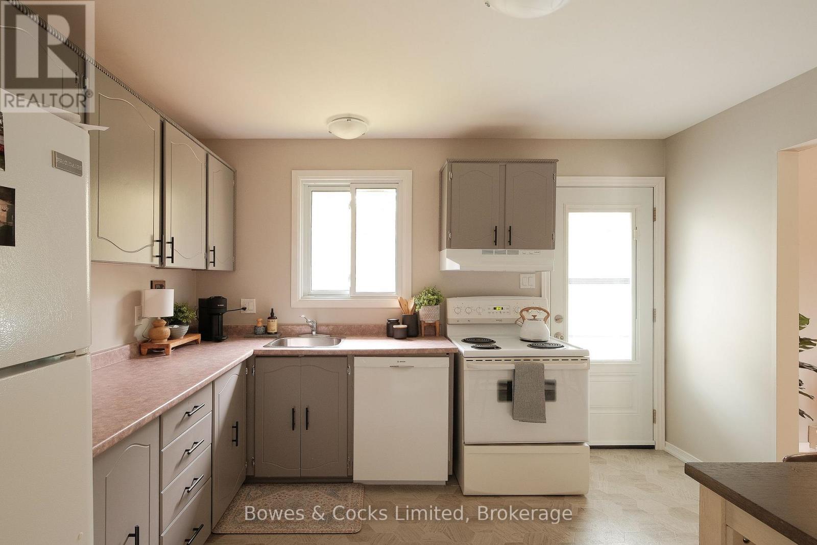 591 Otonabee Drive, Peterborough, Ontario  K9J 7X8 - Photo 10 - X13840090