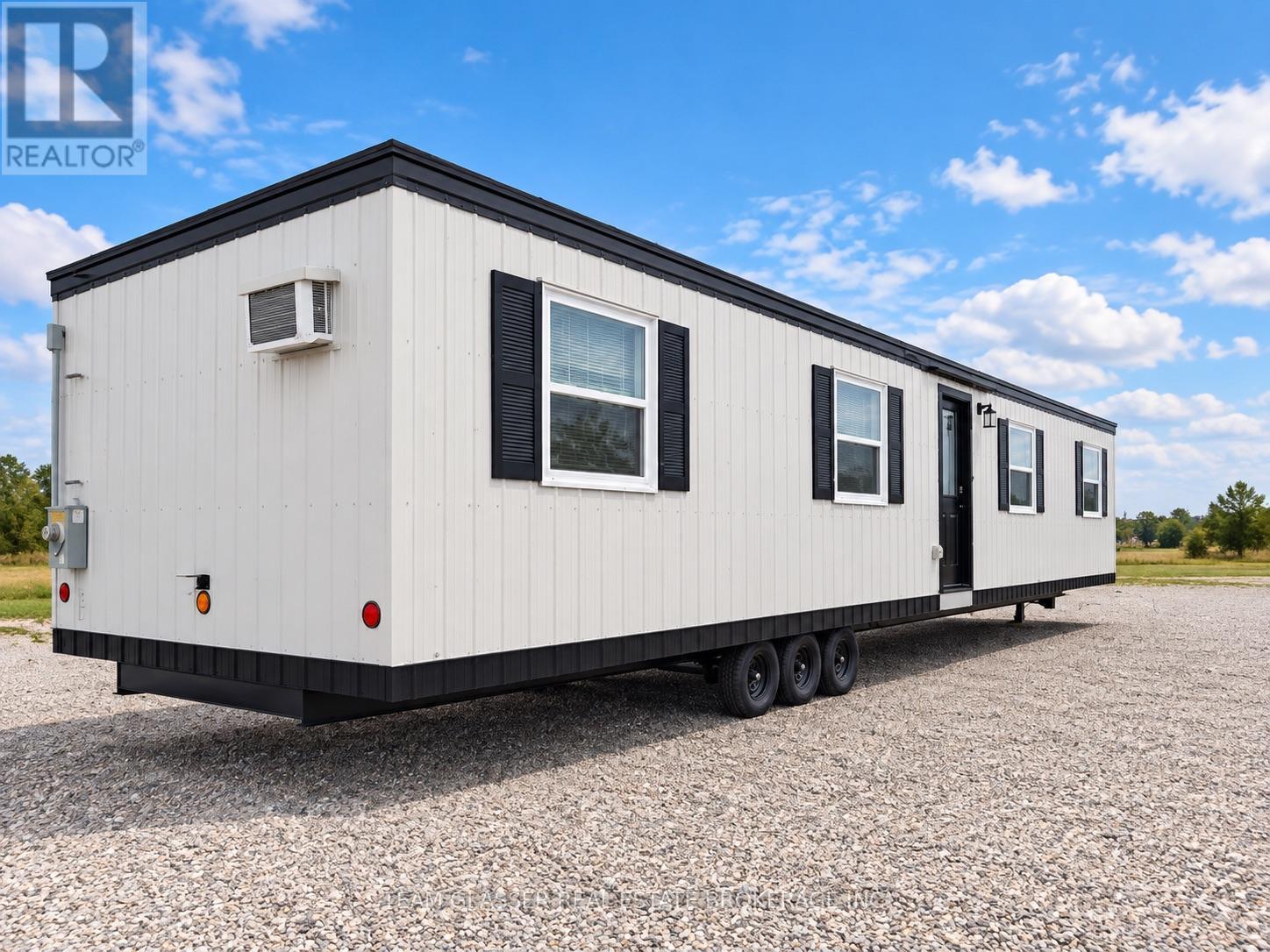 41065 Ferguson Line, St. Thomas, Ontario  N5P 3T1 - Photo 2 - X13840104