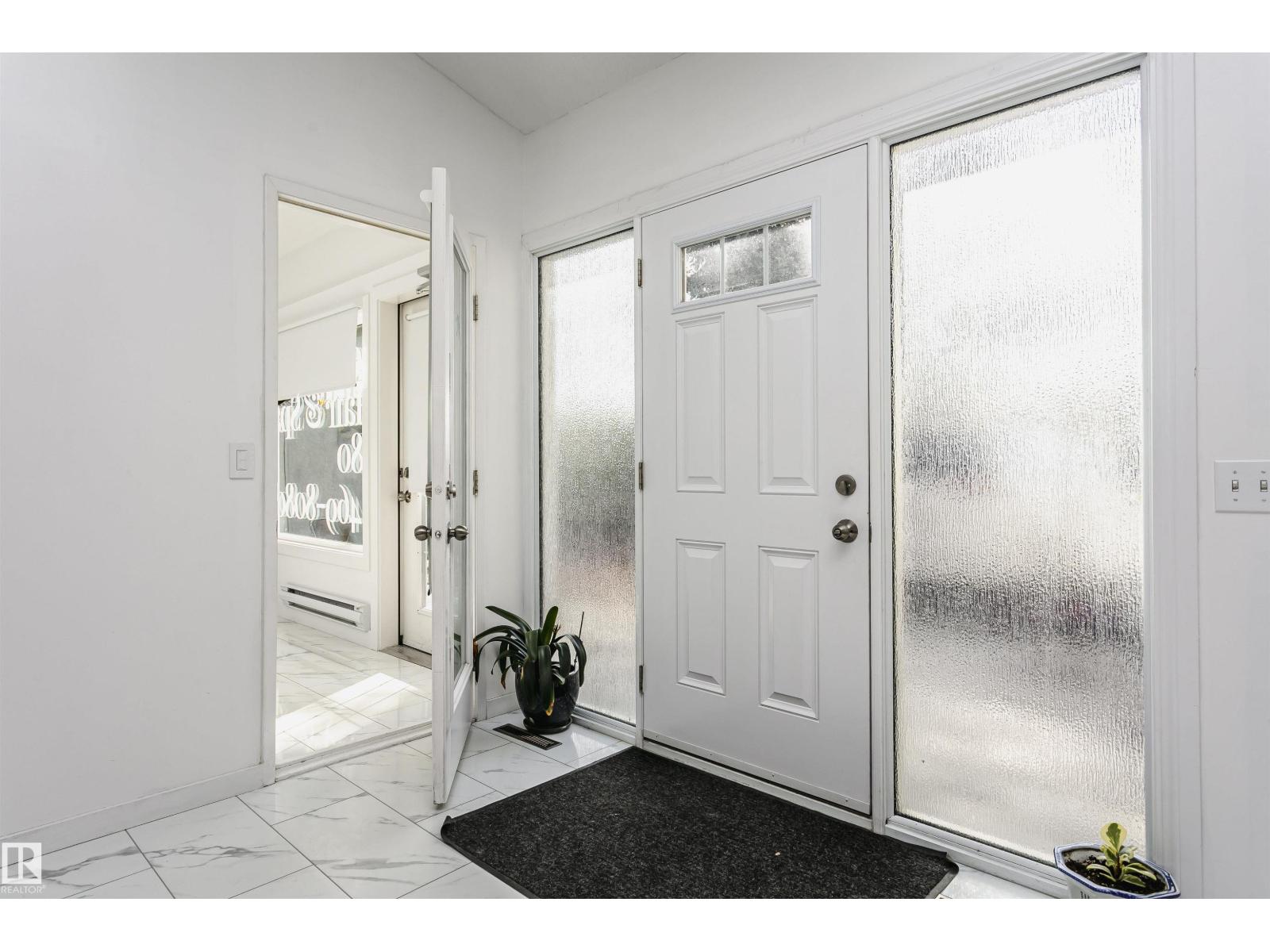 7204 92b Av Nw, Edmonton, Alberta  T6B 0W2 - Photo 2 - E4510847