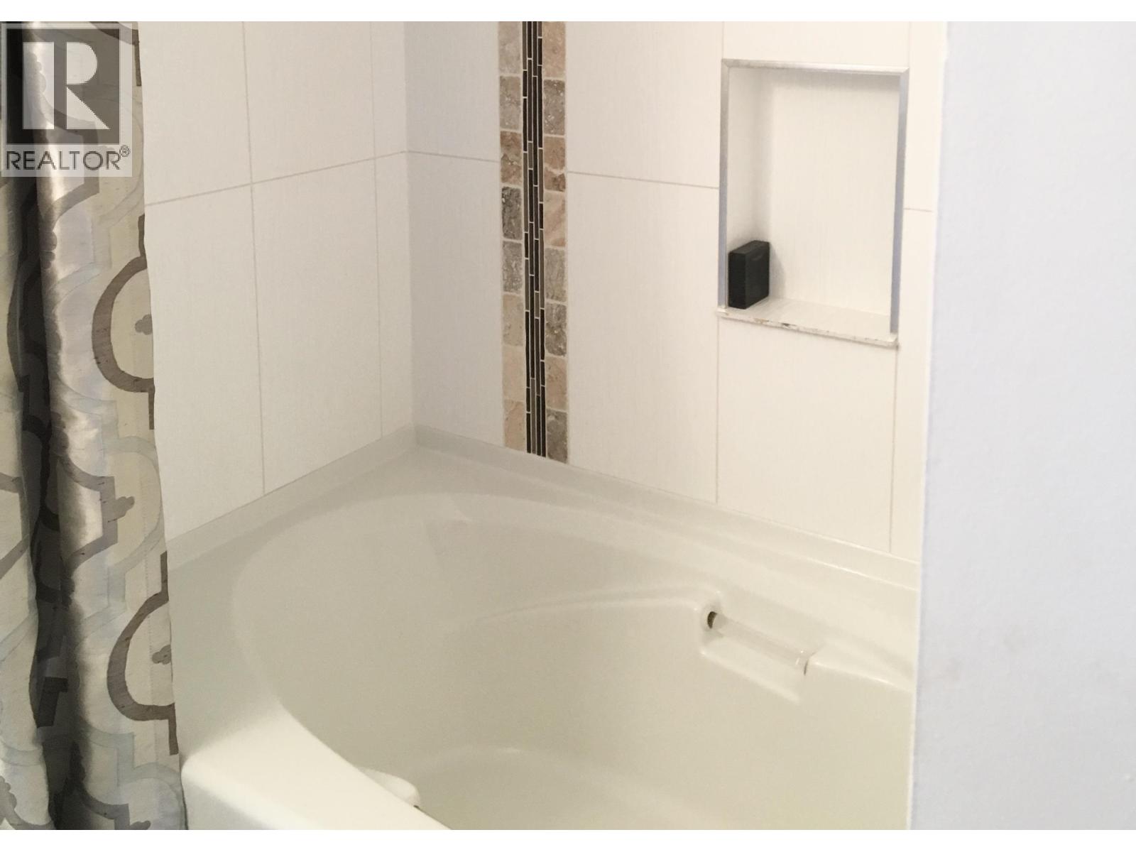 411 2983 W 4th Avenue, Vancouver, British Columbia  V6K 1R5 - Photo 15 - R3170160