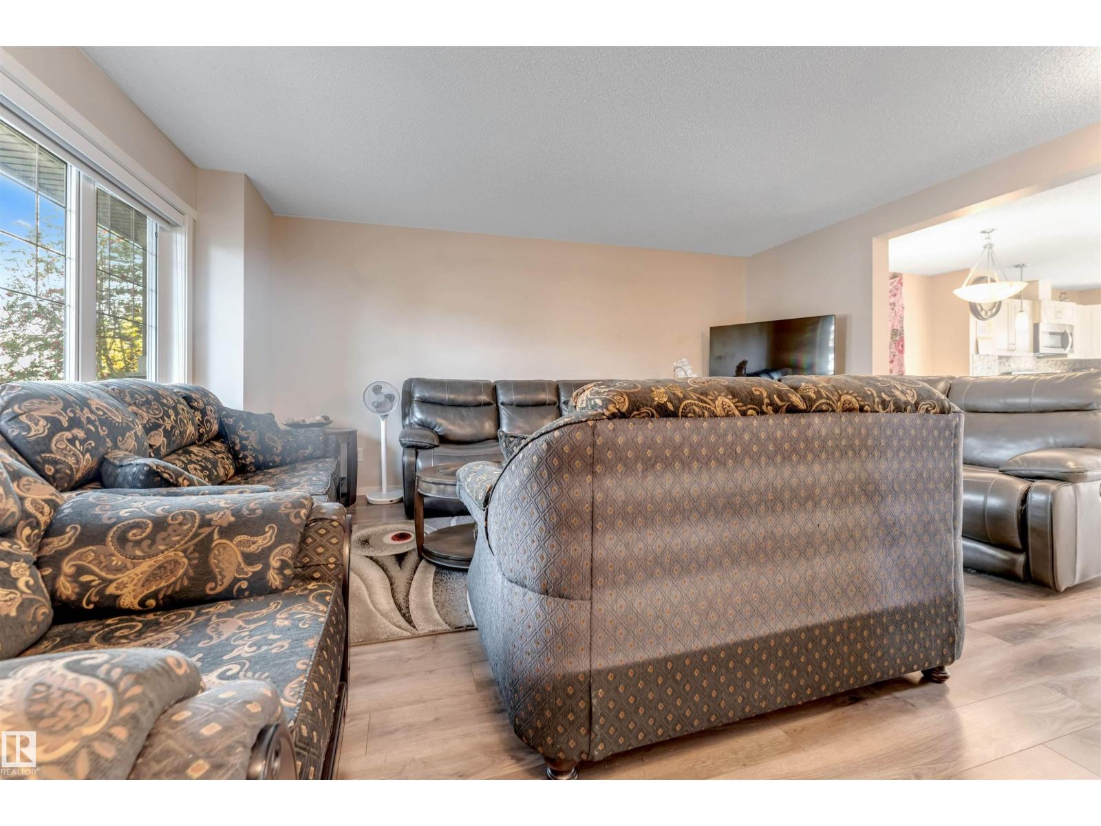 2870 Maple Wy Nw, Edmonton, Alberta  T6T 0W8 - Photo 11 - E4510848