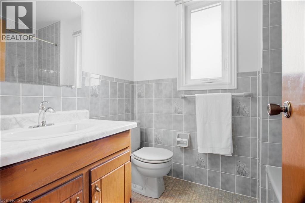 93 Old Chicopee Drive, Kitchener, Ontario  N2A 3R7 - Photo 23 - 40864390