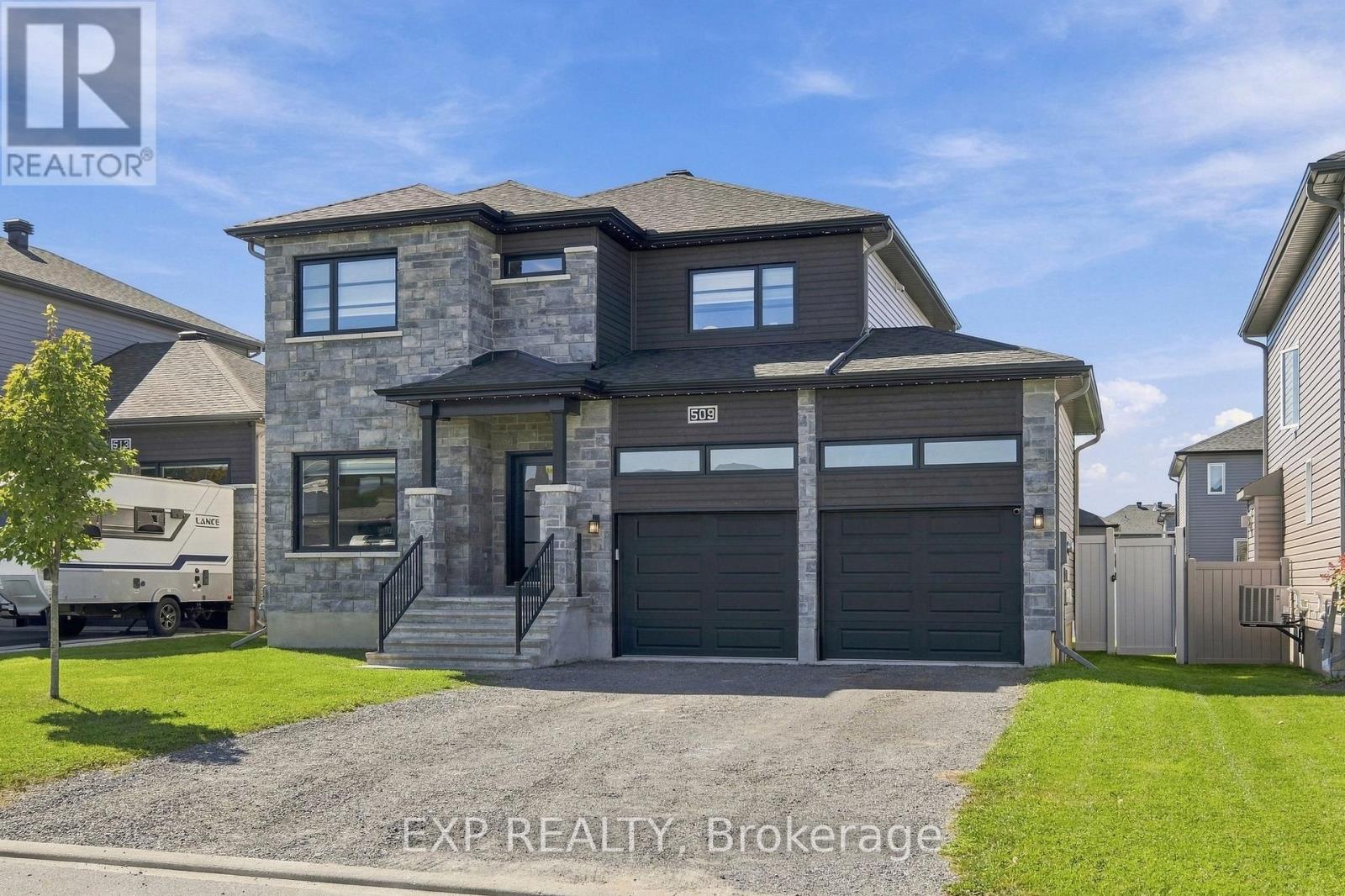 509 Lucent Street, Russell, Ontario  K4R 0G3 - Photo 2 - X13840038