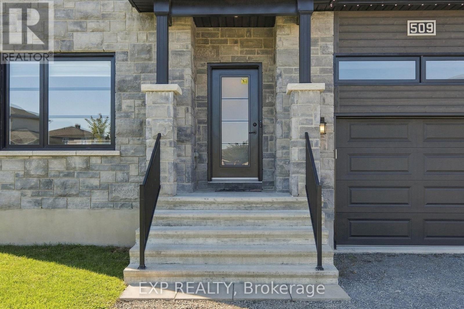 509 Lucent Street, Russell, Ontario  K4R 0G3 - Photo 3 - X13840038