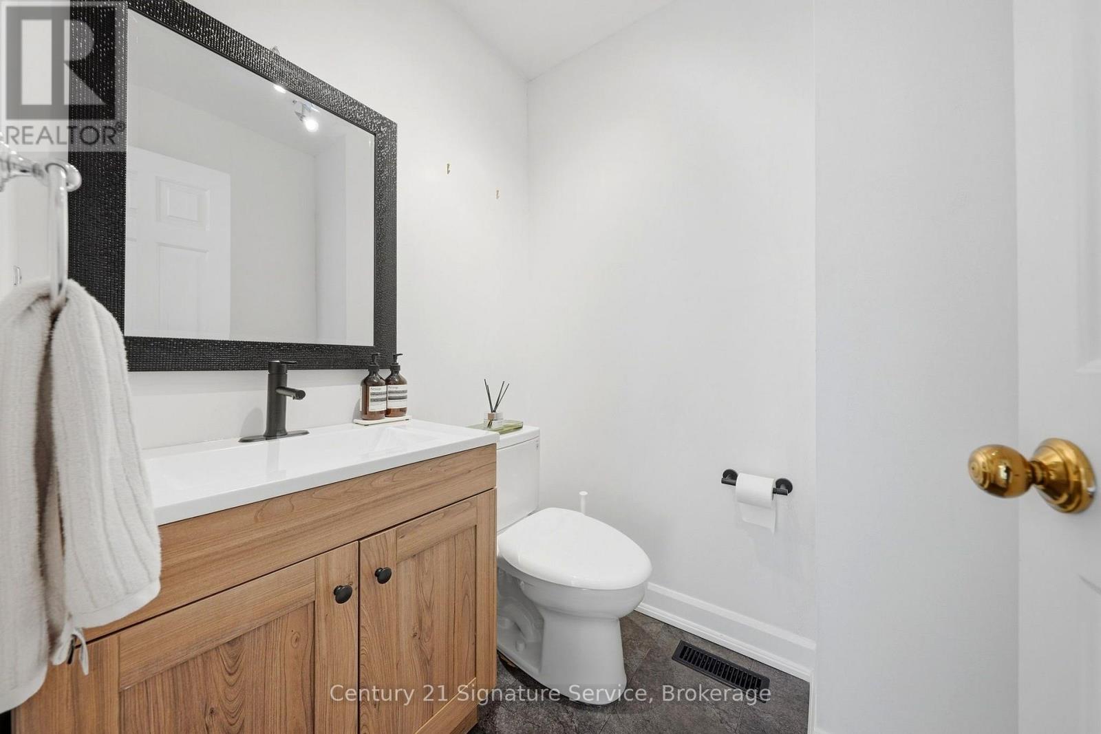 8 - 500 Silverthorne Crescent, Mississauga, Ontario  L5R 1W3 - Photo 15 - W13827200