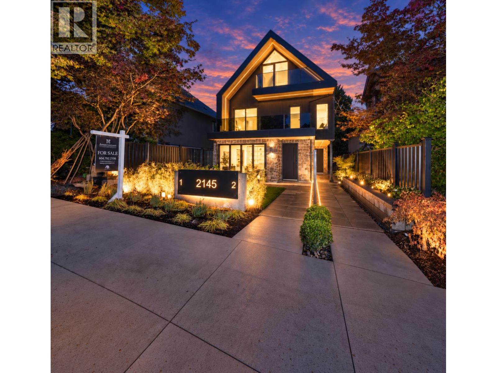 1 2145 NAPIER STREET, Vancouver, British Columbia