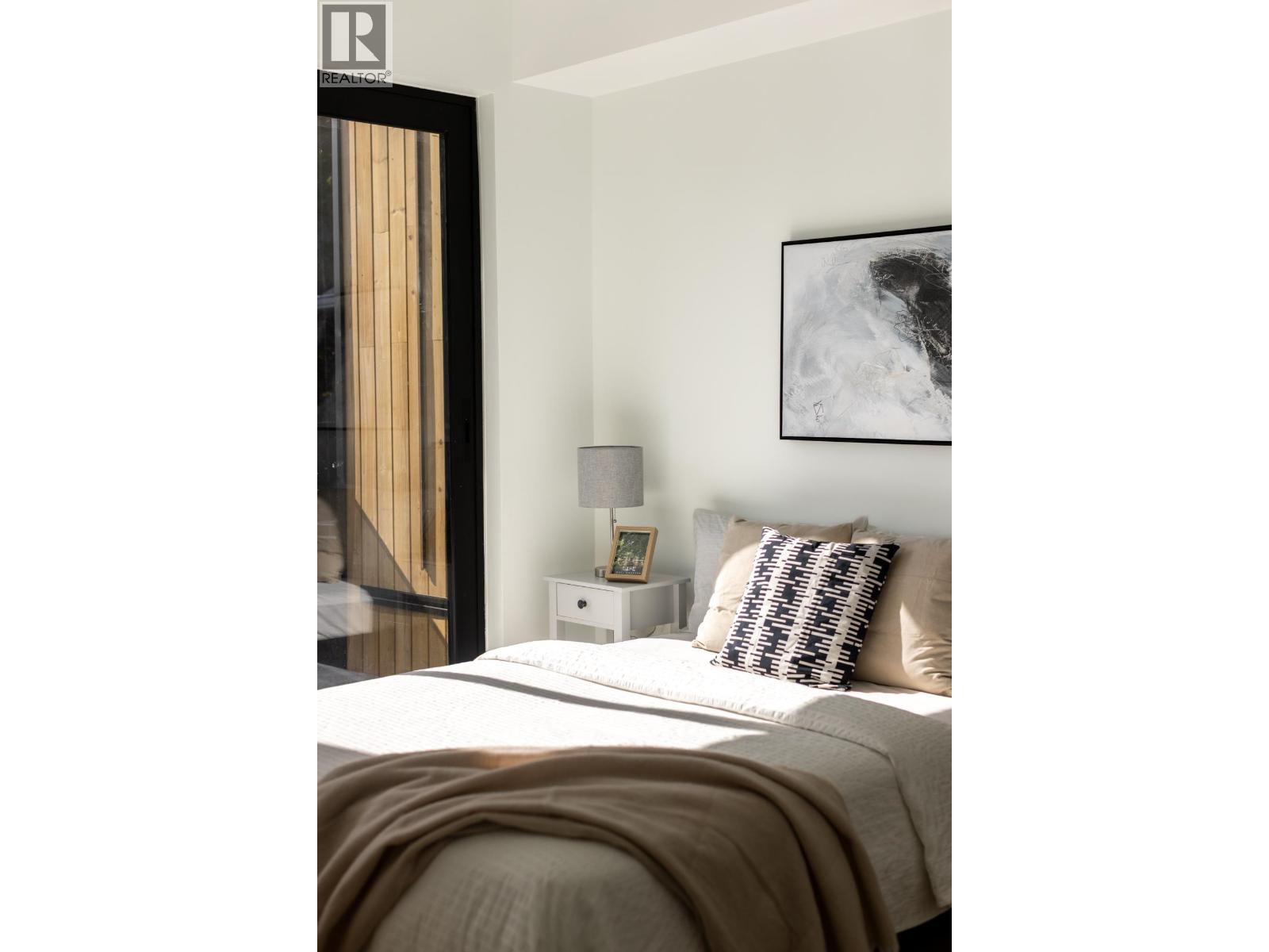 1 2145 Napier Street, Vancouver, British Columbia V5L 2P1 - Photo 21 - R3170410