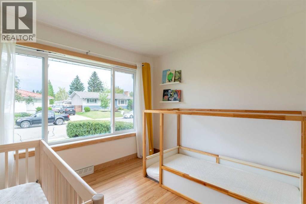 29 Hillary Crescent SW