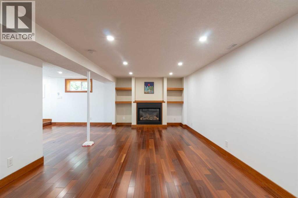 29 Hillary Crescent SW