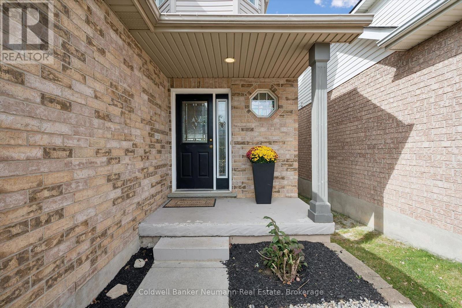 45 Marsh Crescent, Guelph, Ontario N1L 1L4 - Photo 2 - X13840008