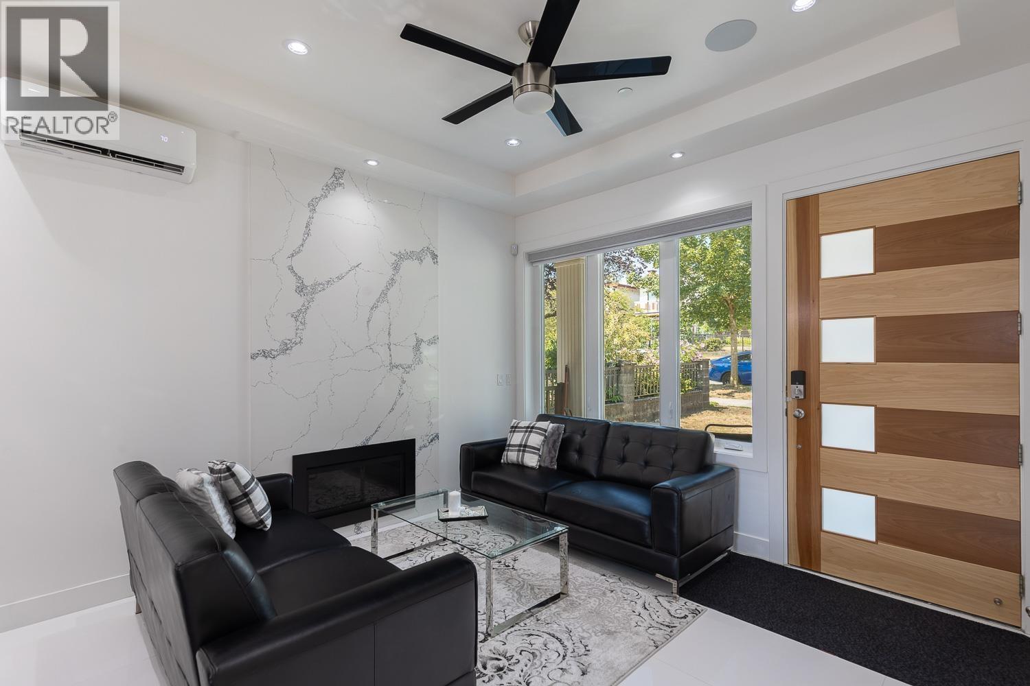 1342 E 60th Avenue, Vancouver, British Columbia  V5X 2A9 - Photo 4 - R3170538
