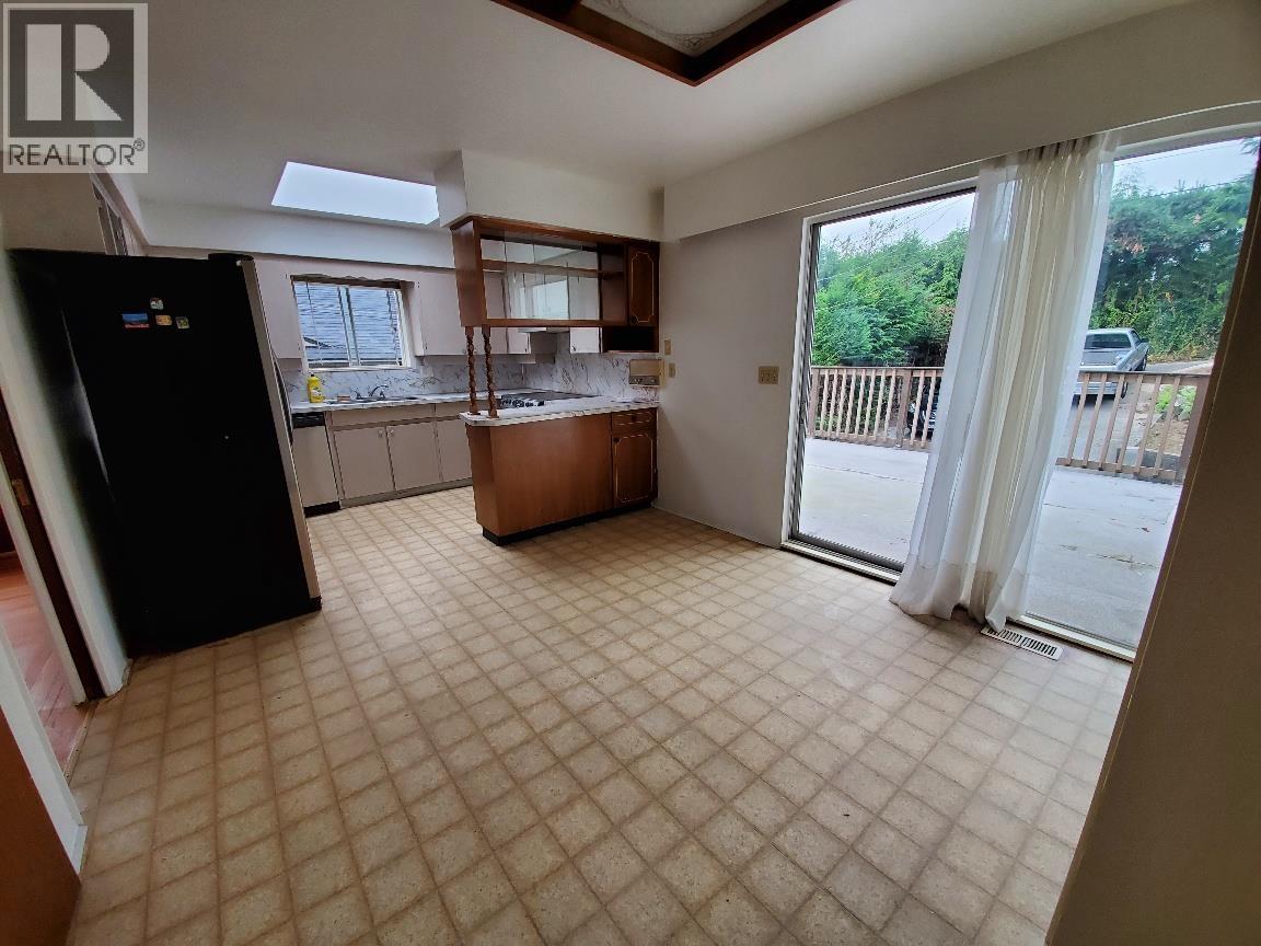 Upper 644 W 14TH STREET
