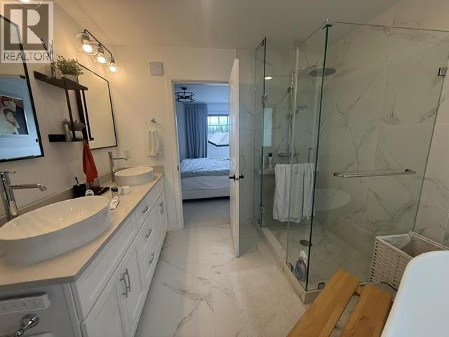 3337  ABBEY LANE