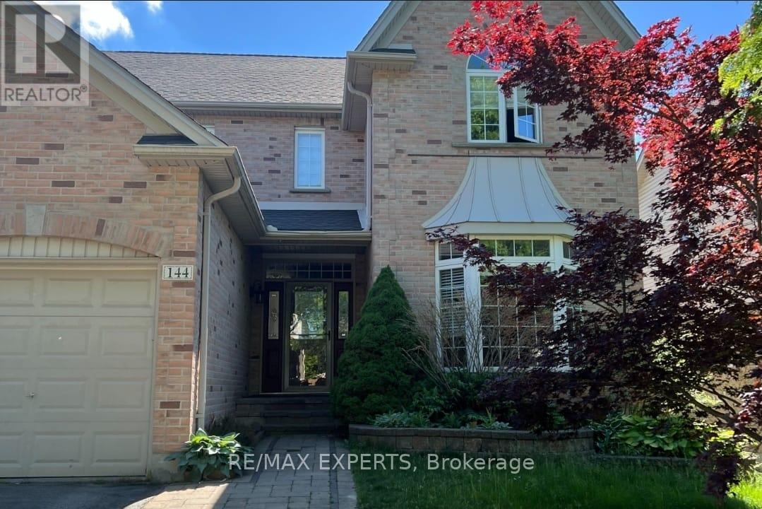 Main - 144 Meadowoak Crescent, London North, Ontario  N6H 5R9 - Photo 2 - X13806556