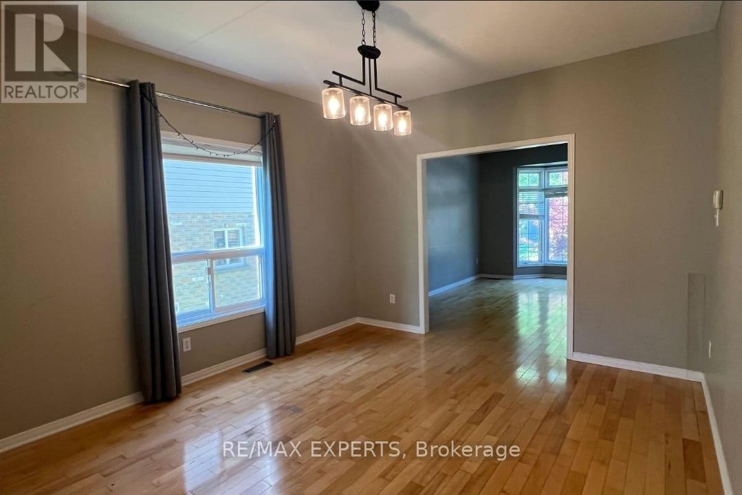 Main - 144 Meadowoak Crescent, London North, Ontario  N6H 5R9 - Photo 3 - X13806556