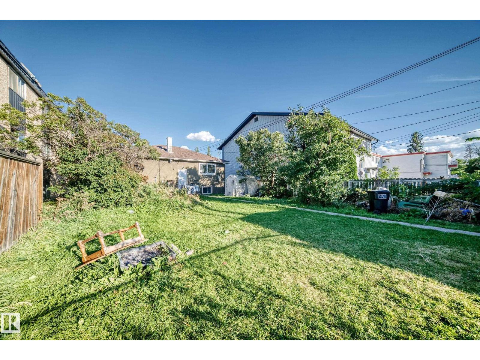 12440 82 ST NW