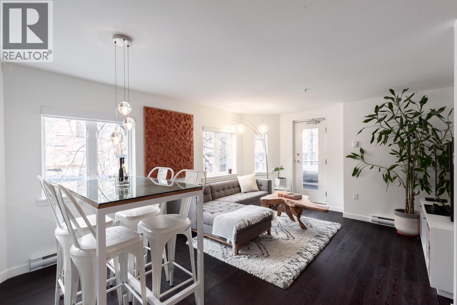 203 370 CARRALL STREET, Vancouver, British Columbia