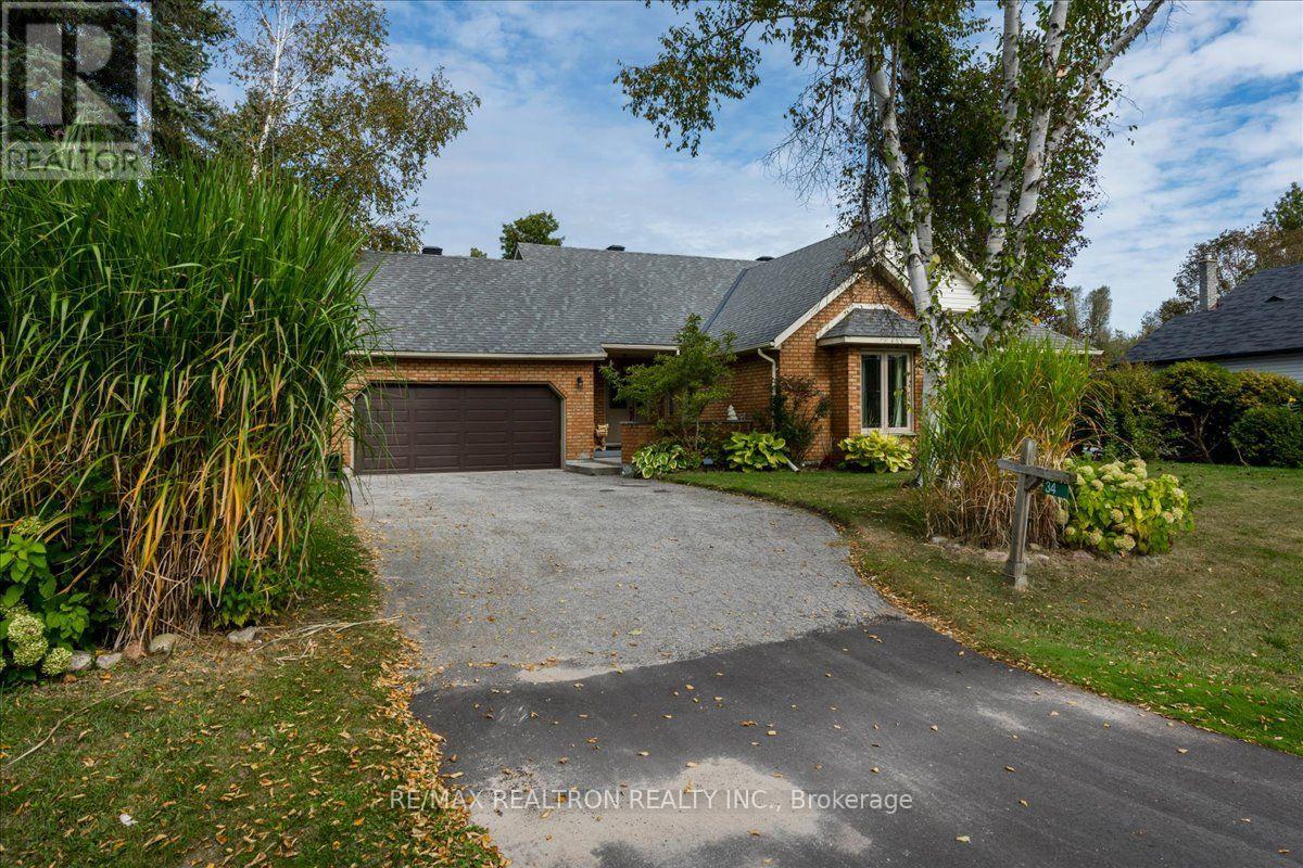 34 Howard Drive, Oro-Medonte, Ontario  L0L 2E0 - Photo 2 - S13840094