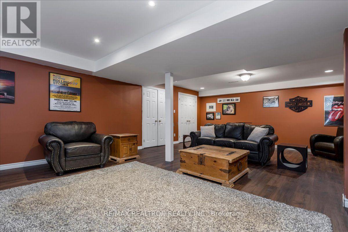 34 Howard Drive, Oro-Medonte, Ontario  L0L 2E0 - Photo 24 - S13840094