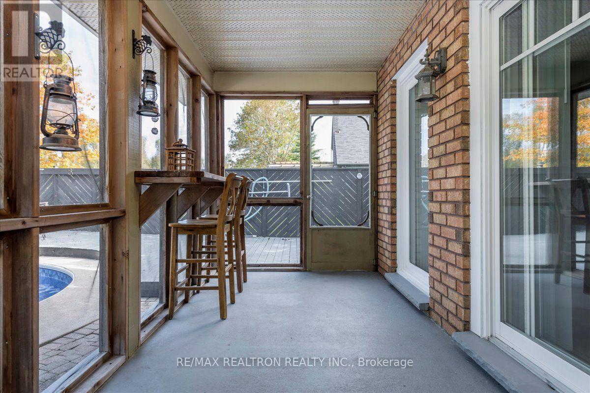 34 Howard Drive, Oro-Medonte, Ontario  L0L 2E0 - Photo 29 - S13840094